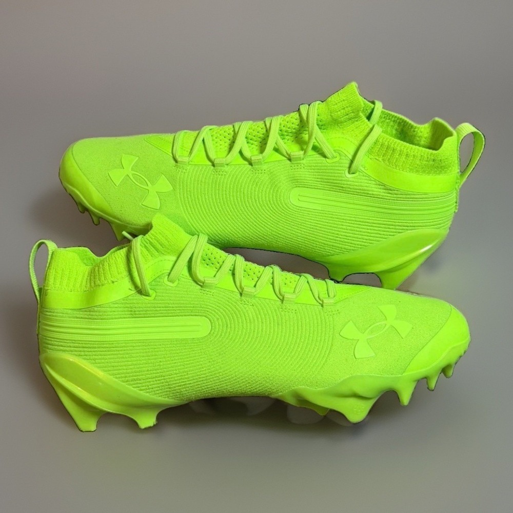 *NEW Men Size 15 Under Armour Spotlight Suede Pro MC Football Cleats Neon Green